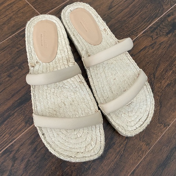 EVERLANE • The Espadrille Sandal - Picture 7 of 8